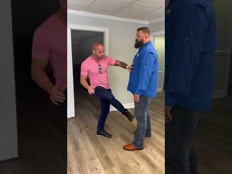 How to fight a big guy #selfdefense #mma #streetfight #bjj #boxing #martialarts #bigguy #howtofight