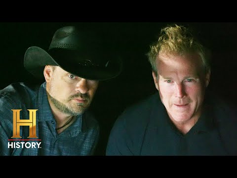ANOMALY CAUGHT ON CAMERA | The Secret of Skinwalker Ranch (S4, E3) "The Blob" | History