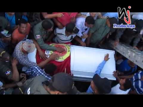 VELATORIO Y ENTIERRO DEL MAYOR DE LOS BOMBEROS ISIDRO ANTONIO MARTINEZ LOPEZ ASESINADO DE VARIOS DIS