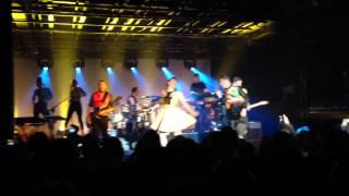 Scissor Sisters Keep Your Shoes