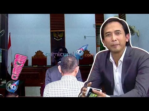 Piyu Hadiri Sidang, Kemana Flo? - Cumicam 20 November 2015