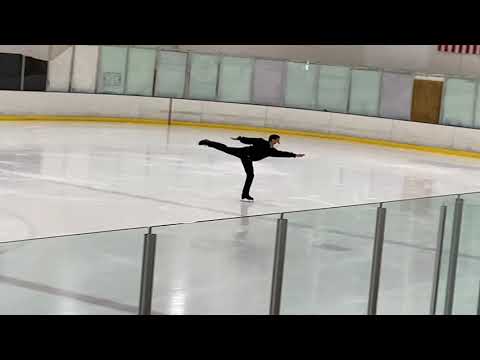 "London Sky" Adult Pre-Bronze Free Skate
