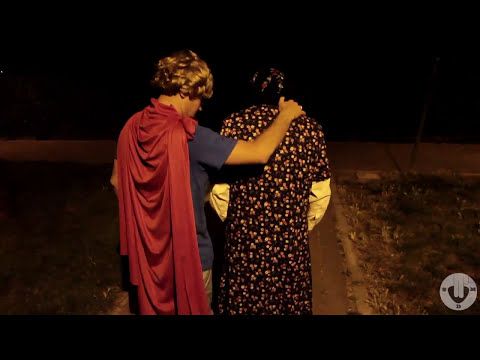 GUARDA CHE E' L'UNA! - Sveltina 2