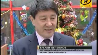 preview picture of video 'Представители посольства Казахстана в онко центре'