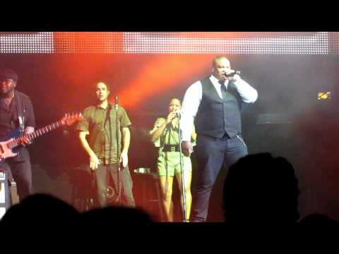 2010-08-28 - AI9 Live Tour - Chicago IL - Michael Lynche - My Love