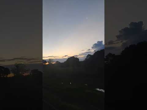 Pelas estradas de Goiás, perto de Montes Claros de Goiás.