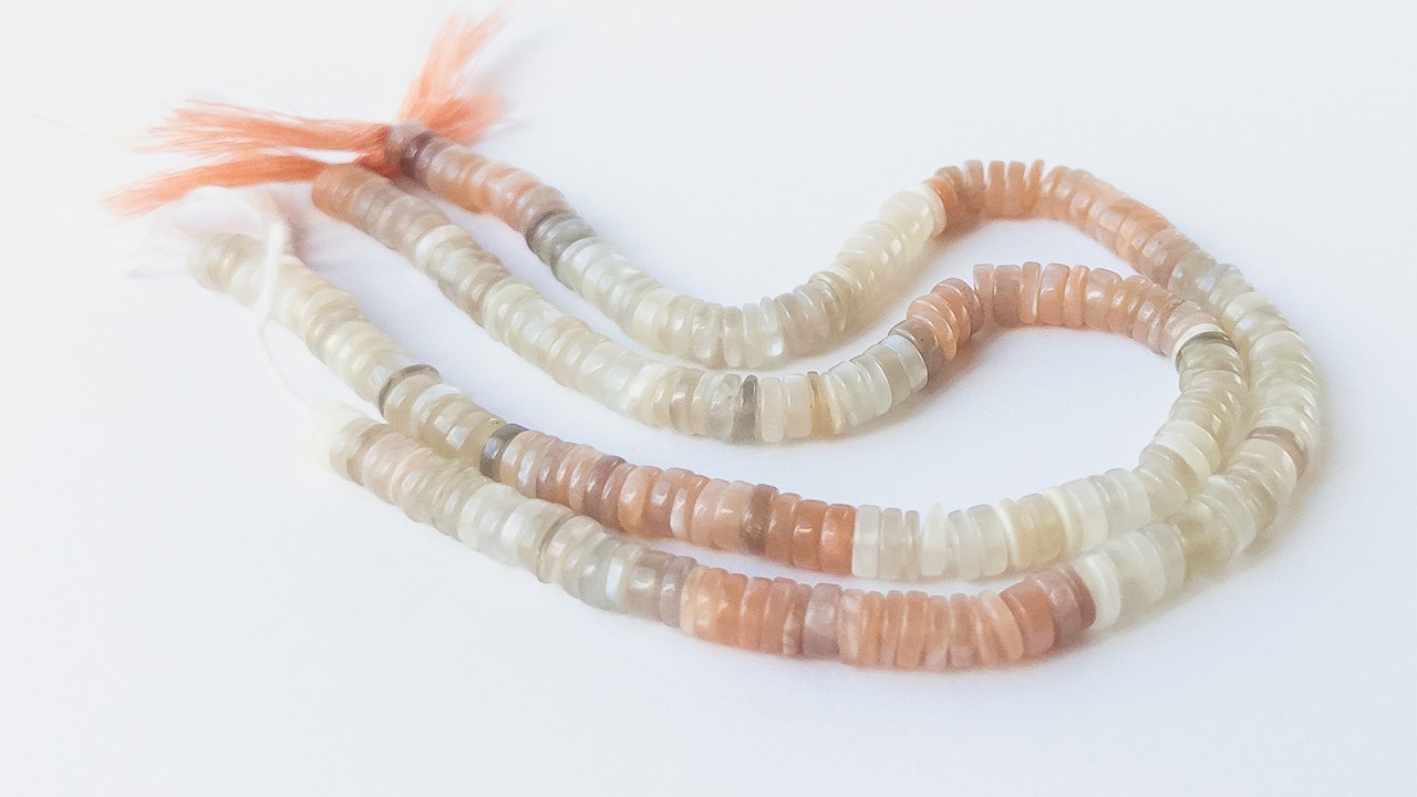 Muti Moonstone | Smooth Wheel | 5.1-6mm Bead Size | 23cm Strand Length video