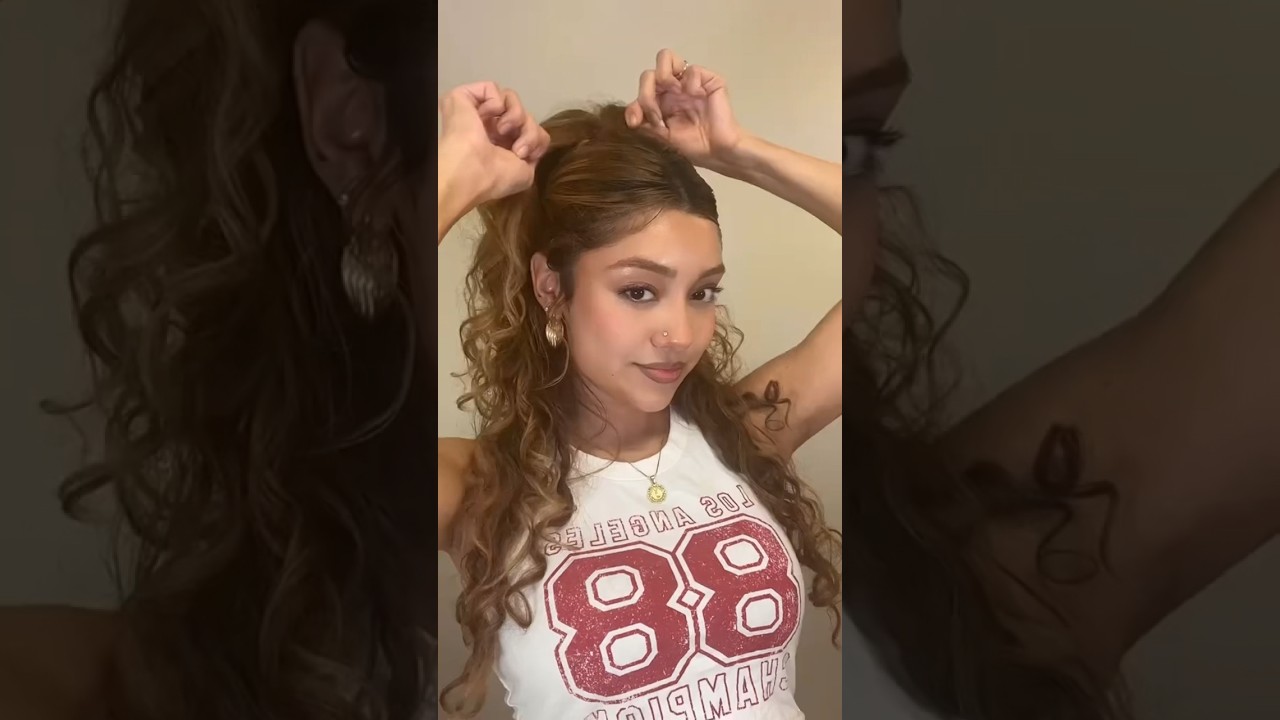 Half ups are a fav 🧚🏻‍♀️ #hairinspo #hairtut #halfuphalfdown #slickback #jazvnessa