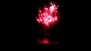 preview picture of video 'July 4th 2012 Fireworks at Nags Head, NC (full audio)'