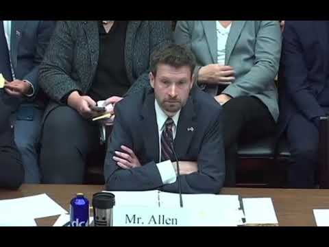 Public Urination #urination #laurenboebert