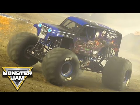 Son-uva Digger Driver Ryan Anderson's Freestyle | Nashville 2017 | Monster Jam