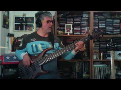 Ti fa stare bene by CAPAREZZA personal bass cover by Rino Conteduca