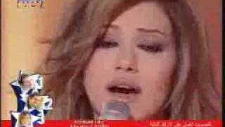 Download lagu Amal Hijazy & Hanaa-Baya3 El Ward mp3
