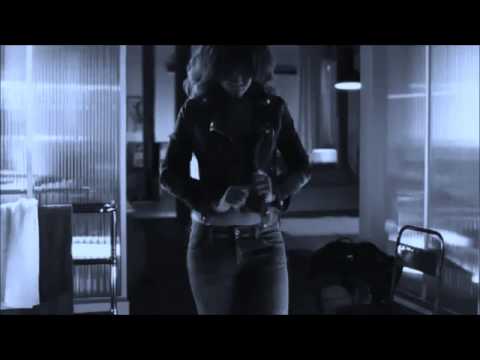 Right Now by Rihanna Featuring David Guetta