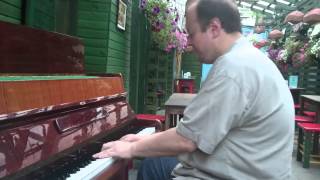 Anton Bukanov -- I'll Wait and Pray (live in Moscow, 1.7.2014)