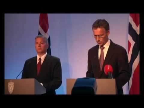 Jens Stoltenberg speaking to the people of Norway