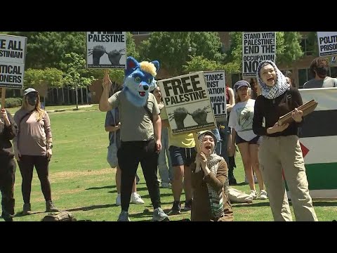SCAD and KSU students stage walkout over Israel-Hamas war