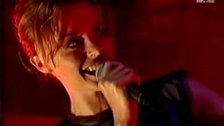 Kylie Minogue &amp; Nick Cave - Where the Wild Roses Grow (Live MTV Most Wanted 1995)
