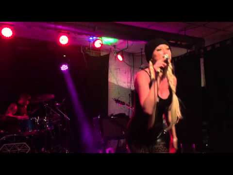 Christina Chriss - Getaway