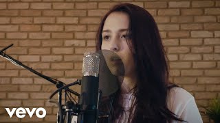 Akine - Devil Like Me (Rainbow Kitten Surprise Cover)