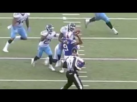 Punter Corey Bojorquez tries to throw pass on trick FG; it doesn't work