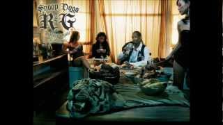 Snoop Dogg - (Intro) I Love To Give You Light