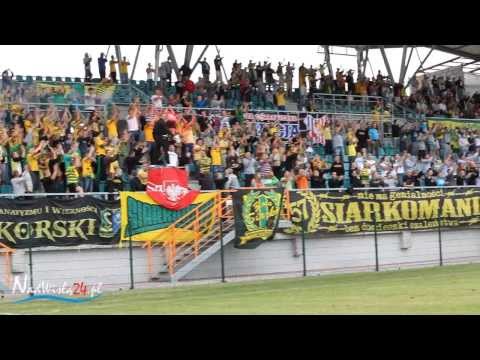 Doping kibiców podczas meczu Siarki Tarnobrzeg z Radomiakiem Radom 10.08.2013 HD
