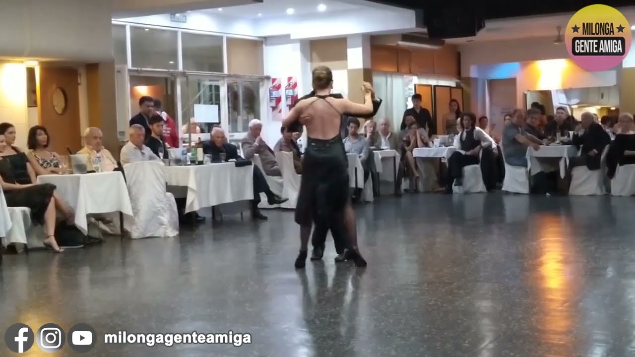 Valentina Massari y Krishna Olmedo  - Milonga Gente Amiga 2022 - (2/3)