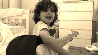 "Marllos Boca" - Hey Jude e Love Me Do - Yan com  3 anos canta Beatles - London