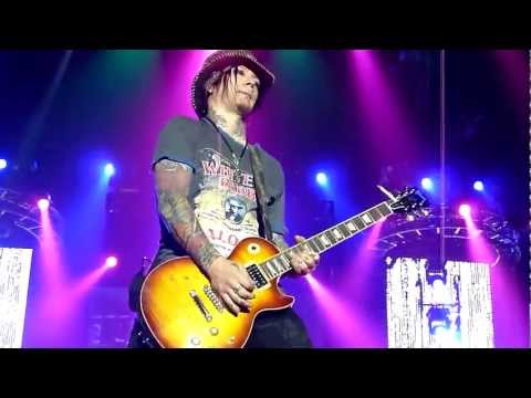 Guns N' Roses DJ Ashba solo (This I Love)