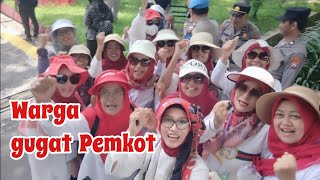 Download lagu Griya Shanta residents sue Malang City Government for rejecting the bypass road (First hearing at... mp3 Download lagu Griya Shanta residents sue Malang City Government for rejecting the bypass road (First hearing at... mp3