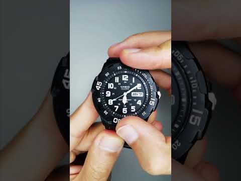 How to Use the Graduated Rotating Bezel on an Analog Watch #shorts #casio #mrw-200h