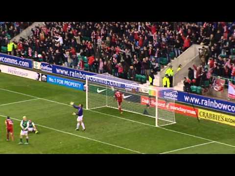 Brilliant Scott Vernon goal: Does he deserve to lead the line for Aberdeen?