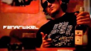 WomBeats - Movin on Strong (Fanstrumental)