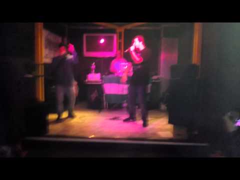 TOCHA PRO+ANTUAN (THE COMBO)cloacas del underground (acapella)+ no hablo de mas