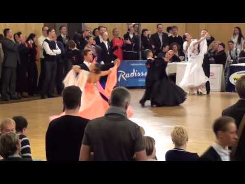 Latvian Standart Championship 2011 Aleksandrs Ohtins - Marina Zakačura 1.4fin waltz.wmv