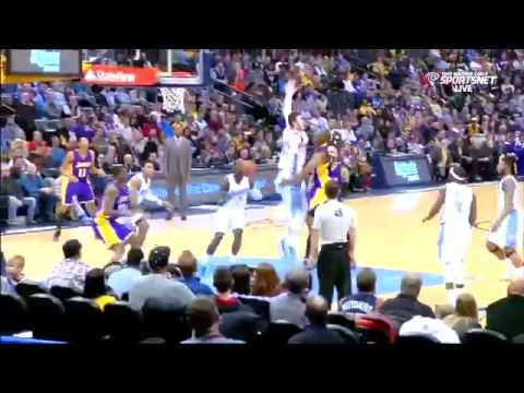 Lakers vs Nuggets Kobe Bryant No Look Pass To Ed Davis December 30, 2014