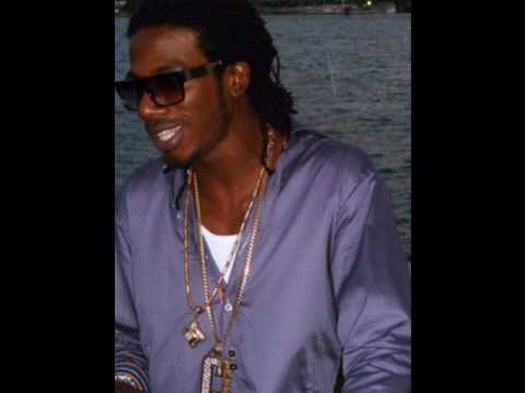 Junior Reid ft Gyptian - Mash Up Yuh Ting [June 2010]