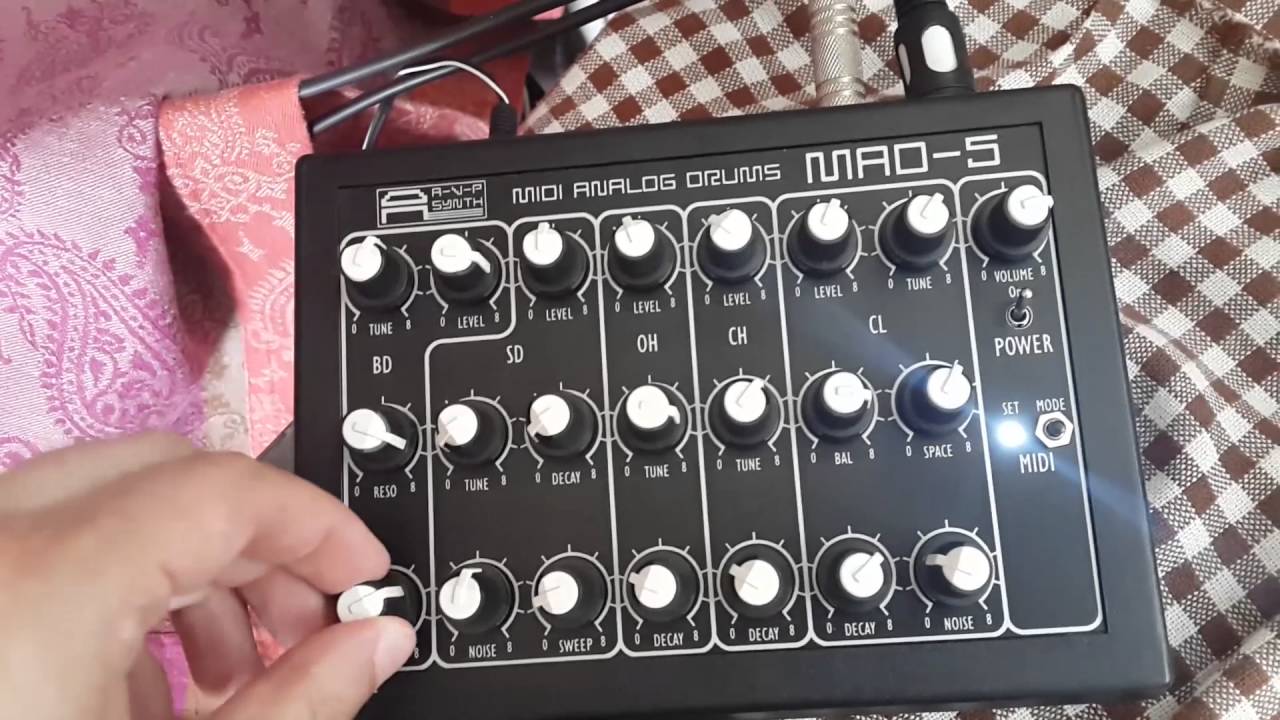 AVP Synth MAD-5 through a spring reverb