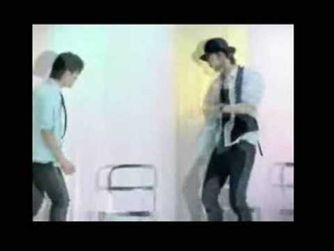 SHINee's Love like oxygen and DBSK's the way you are