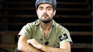 Xavier Rudd - To Let (LIVE  at the Grid).wmv
