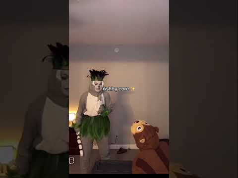 Ashby as King Julian Core #ashby #funny #kingjulian