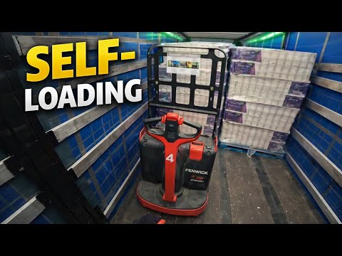 POV Driver DAF XG 480 Semi Truck Loading