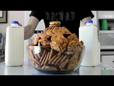 YouTube video about: How long do chips ahoy cookies last after opening?