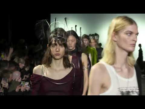 ANN DEMEULEMEESTER autumn winter 2020-21 fashion show