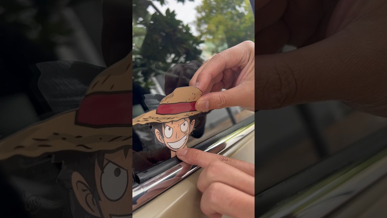 Peeks #art #illustrations #anime #onepiece #luffy #manga #luffyonepiece #vinyl #decals #stickers