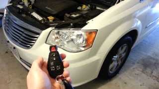 2012 Chrysler Town & Country Minivan - Testing New Key Fob Battery