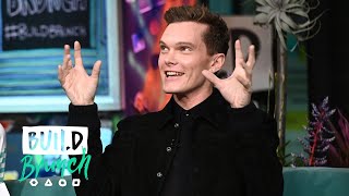 Luke Baines joins the table to tell us about "Shadowhunters"