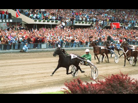 Mack Lobell & Thomas Nilsson vinner Elitloppet på Solvalla 1990 (lopp & segerceremoni).