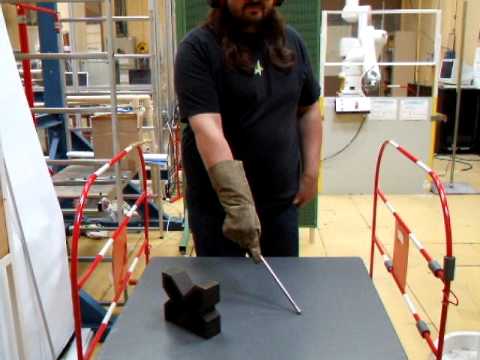 Human subjects performing a blind localisation